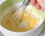 Foto langkah ke 1 dari resep Fluffy pancake simpel.