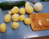 Foto del paso 1 de la receta: Merluza al horno con patatas