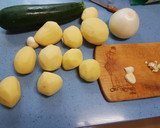 Foto del paso 1 de la receta: Merluza al horno con patatas