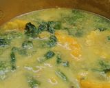Foto langkah ke 5 dari resep Sayur santan bayam kuah kuning.