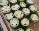 Foto del paso 3 de la receta: Calabacitas rellenas de queso