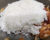 รูปขั้นตอนการทำที่ 3 ของ ข้าวผัดเบคอนไข่ข้น