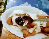 A picture of step 3 of Samosa Chaat.