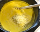 A picture of step 4 of Seafood chowder.