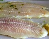 Foto del paso 1 de la receta: Merluza al vino con notas de limón!