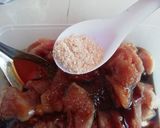 รูปขั้นตอนการทำที่ 2 ของ หมูผัดซีอิ้ว