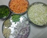 #વેજ નુડલ્સ(Veg noodles recipe in Gujarati) રેસીપી સ્ટેપ2ફોટો