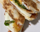 Foto del paso 5 de la receta: Wrap relleno de jamón serrano y huevo frito