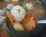 Foto langkah ke 1 dari resep Sup bakso ayam ala mimi Shidqya.