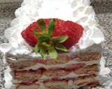 Foto del passaggio 7 della ricetta Semifreddo alle fragole e mascarpone 🍓🍓🍓