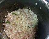 A picture of step 1 of Chicken with spinach.