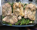 Foto del paso 3 de la receta: Pollo teriyaki con colchón de espárragos