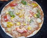 A picture of step 3 of Corn, capsicum makhni pizza.