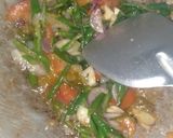 Foto langkah ke 4 dari resep Oseng Cumi Tempe Cabai Hijau.