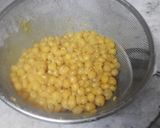 A picture of step 1 of Chaat Sandwich.