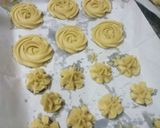 A picture of step 6 of Melting moments cookies.