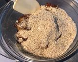 Une image de l'étape 3 de Compote de prunes aux amandes et sucre punjabi.