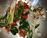 Foto langkah ke 2 dari resep Cumi cabe hijau.
