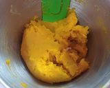 Foto langkah ke 1 dari resep Bolu Labu Kuning Keju.