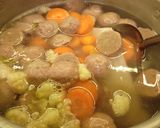 Foto langkah ke 3 dari resep Sop Bakso Tetelan.