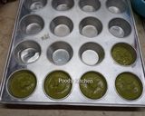 Foto langkah ke 6 dari resep Matcha Financier with Strawberry Cream Cheese.