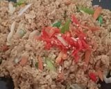 Foto langkah ke 8 dari resep 171. NasGor Kampung Plus Sayur.