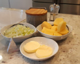 Foto del paso 1 de la receta: Puré de patatas y puerros. Receta de acompañamiento