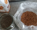 Foto del paso 2 de la receta: Pan integral en molde con linaza y chía