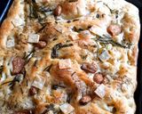 Foto langkah ke 7 dari resep Focaccia Butter Garlic Bread.