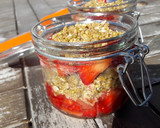 Foto del paso 3 de la receta: Crumble de fresas con avena y pistachos