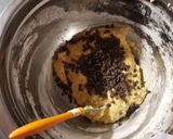 Foto del paso 2 de la receta: Galletitas con chispas de chocolate sin manteca