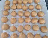 A picture of step 6 of Peanut Butter Cookies.