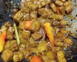 Foto langkah ke 4 dari resep Tempe Orek Bumbu Uleq.