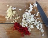 A picture of step 3 of Broccoli, chilli and garlic pasta.