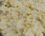 A picture of step 2 of Sabudana Vada.