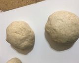 Foto del paso 4 de la receta: Fugaceta y pizzetas a mi estilo, con harina integral y un toque de crema de leche