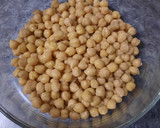 Foto del paso 1 de la receta: Ensalada de Garbanzos con tiras de pollo asado