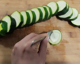 Foto del paso 2 de la receta: Calabacín relleno atún 🐟 huevo🥚pavo 🦃