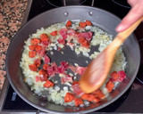 Foto del paso 2 de la receta: Habas con champiñones y huevos de codorniz