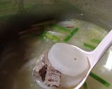 Foto langkah ke 5 dari resep Soto Bandung Lobak.