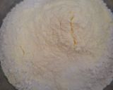 Foto langkah ke 1 dari resep Dutch Butter Cake | Lekker Holland.
