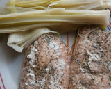 Foto del paso 3 de la receta: Salmón al papillote con puerro al vapor