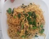 Foto langkah ke 6 dari resep Mie Goreng Weekend.
