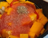 Foto del paso 4 de la receta: Albóndigas en salsa de calabaza, pimientos y tomate al orégano
