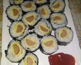Foto langkah ke 8 dari resep Sushi simple ala mama farida.