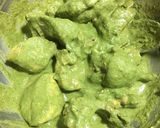 A picture of step 3 of Chicken Hariyali.