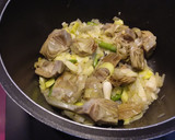 Foto del paso 4 de la receta: Guiso de alcachofas y habas