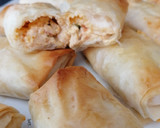 Foto del paso 10 de la receta: Rollitos crujientes de salmón ahumado y queso