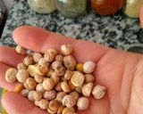 Foto del paso 1 de la receta: Pizzetas de garbanzos en la planchetta 🍕