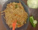 A picture of step 6 of Veg Hakka Noodles.